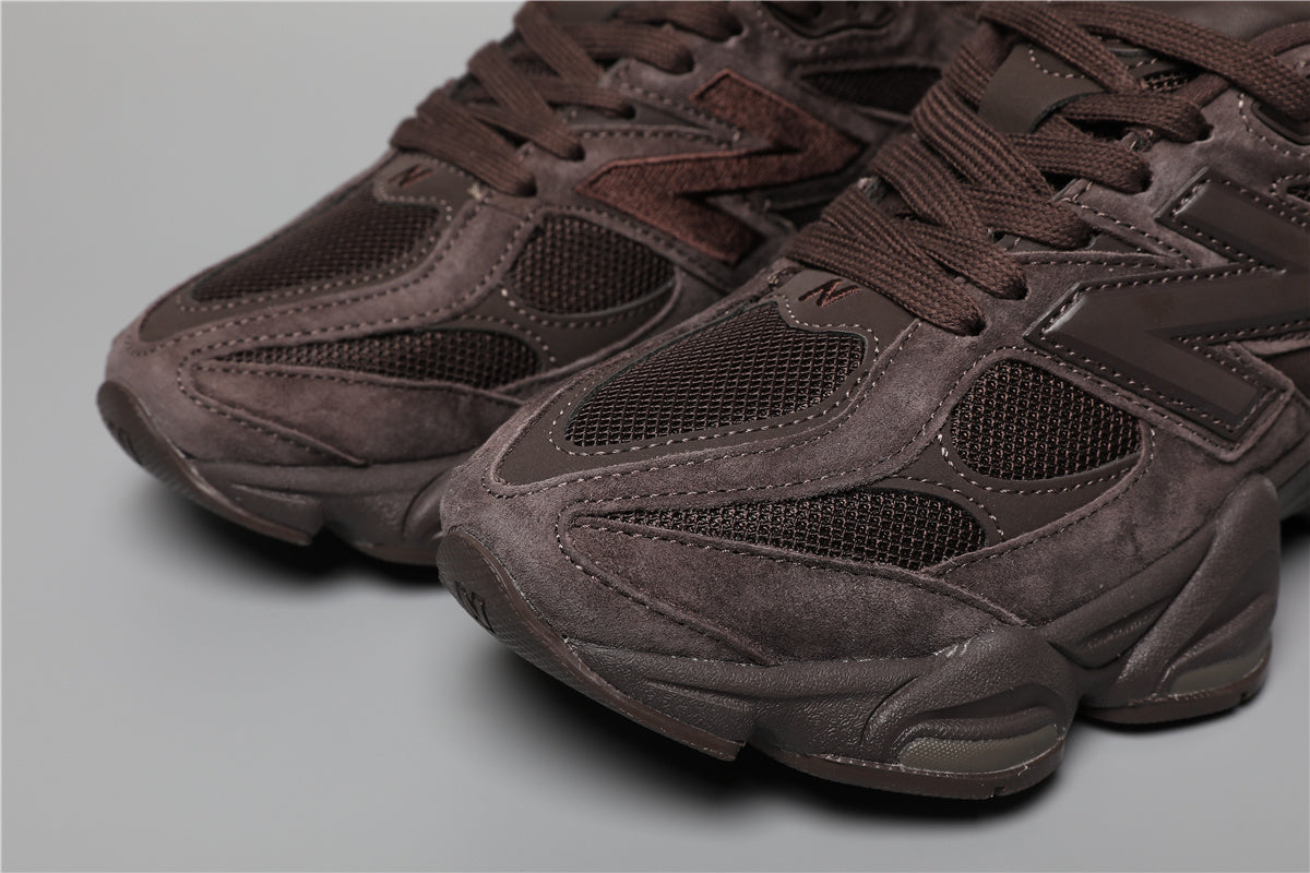 New Balance 9060 Chocolate